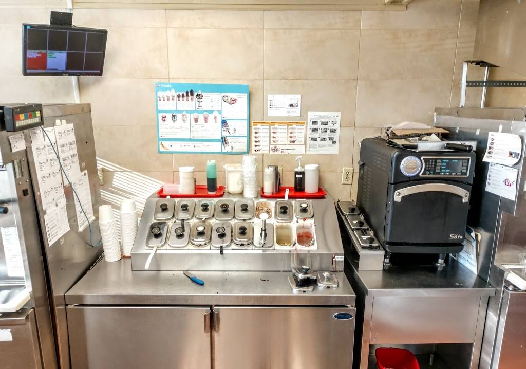 Dairy Queen Grill & Chill | restaurant | 10 Elm St, Eminence, KY 40019, USA | 5028454841 OR +1 502-845-4841