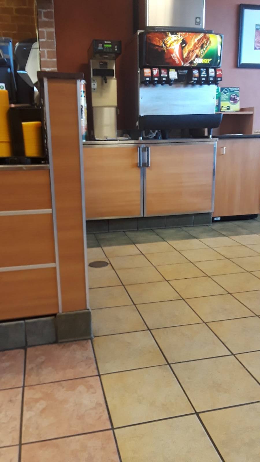 Subway Restaurants | restaurant | 5137 E Main St, Columbus, OH 43213, USA | 6143670215 OR +1 614-367-0215