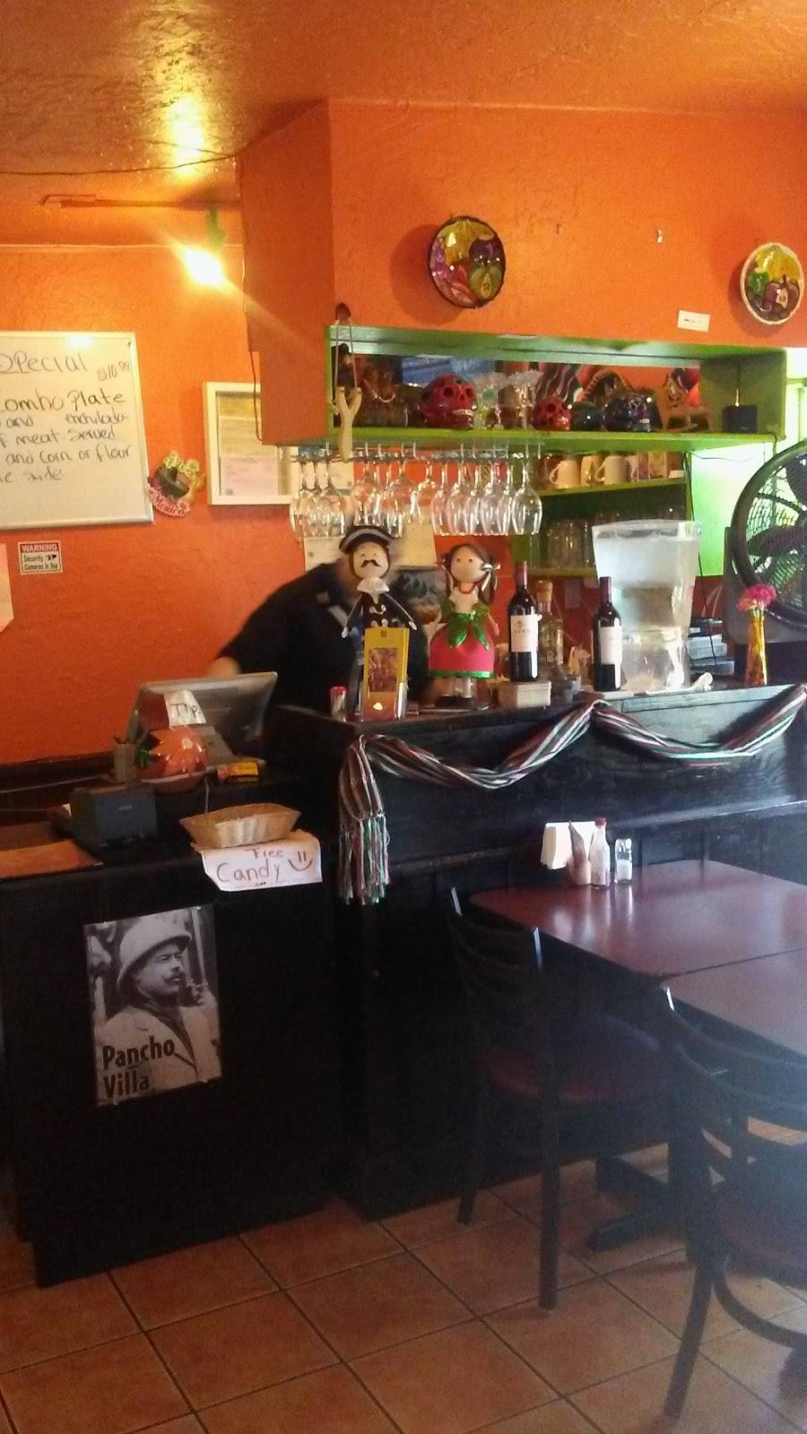 Dianas | Mexican Restaurant | restaurant | 8430 Old Redwood Hwy, Windsor, CA 95492, USA | 7078381733 OR +1 707-838-1733