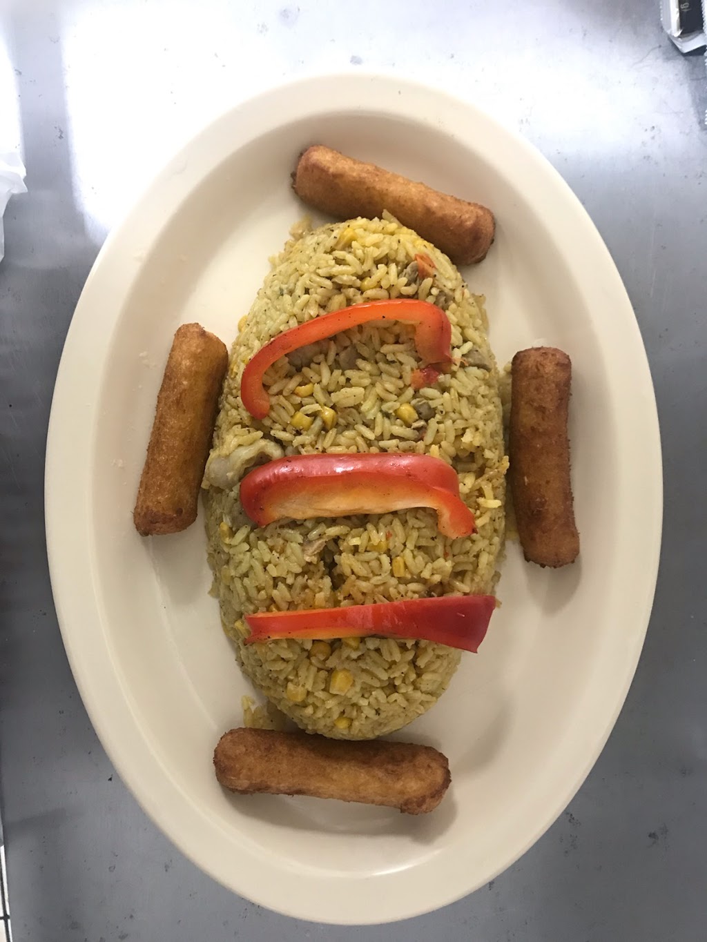 Bulies Cafe | restaurant | 7903 NW 64th St, Doral, FL 33178, USA | 3055132654 OR +1 305-513-2654