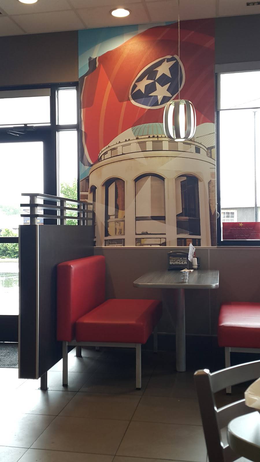 Hardees | restaurant | 2983 S Church St, Murfreesboro, TN 37127, USA | 6152176131 OR +1 615-217-6131