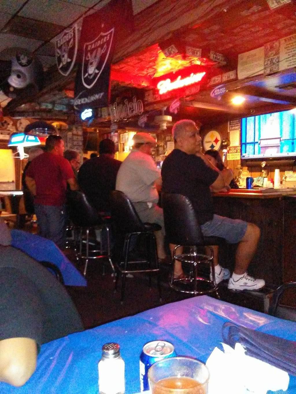 Game Time Pizza Palace | restaurant | 1584 N First St, Fresno, CA 93703, USA | 5592378272 OR +1 559-237-8272