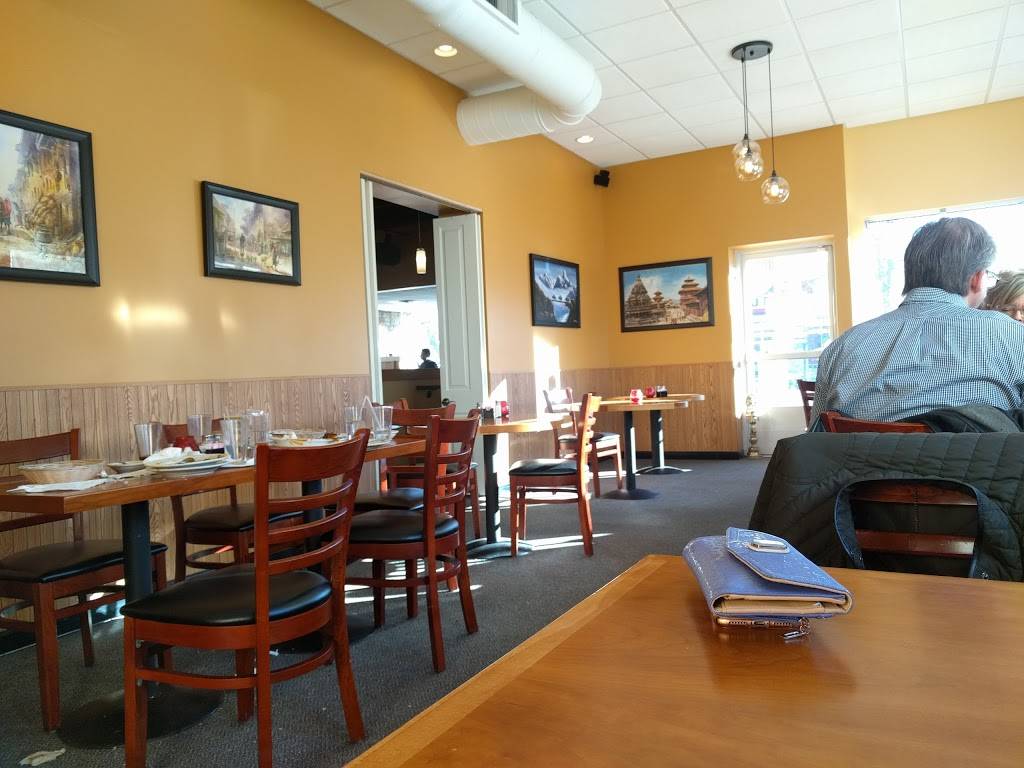 Himalayan Restaurant | restaurant | 2910 E Lake St, Minneapolis, MN 55406, USA | 6123320880 OR +1 612-332-0880