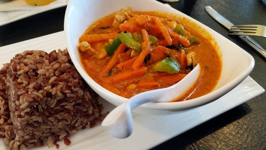 Pongos Kitchen & Tap | restaurant | 8519, 701 Sonoma Mountain Pkwy # C8, Petaluma, CA 94954, USA | 7077659800 OR +1 707-765-9800