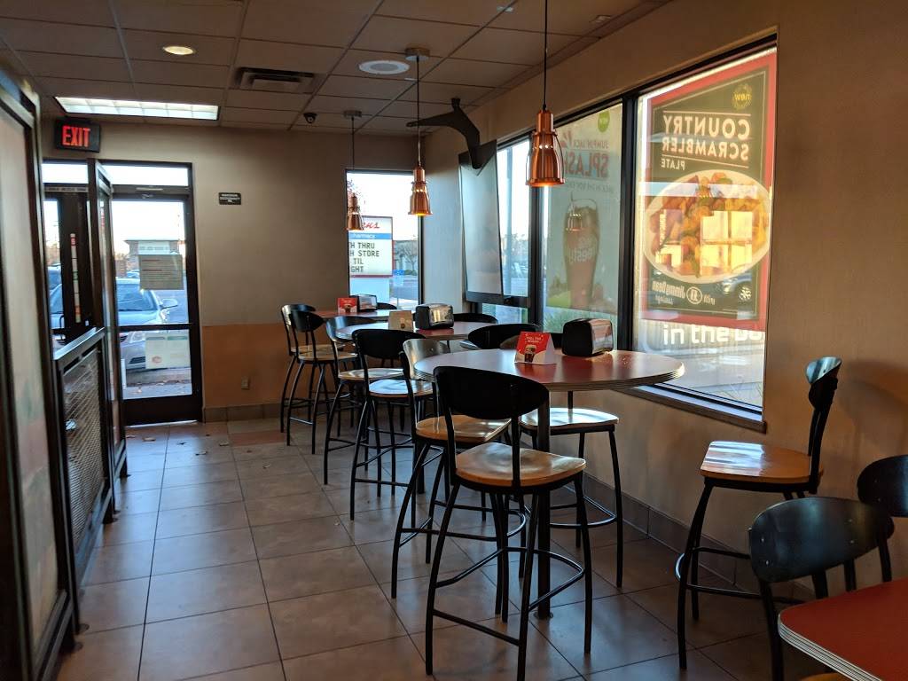 Jack in the Box | restaurant | 900 Oakdale Rd, Modesto, CA 95355, USA | 2095781799 OR +1 209-578-1799