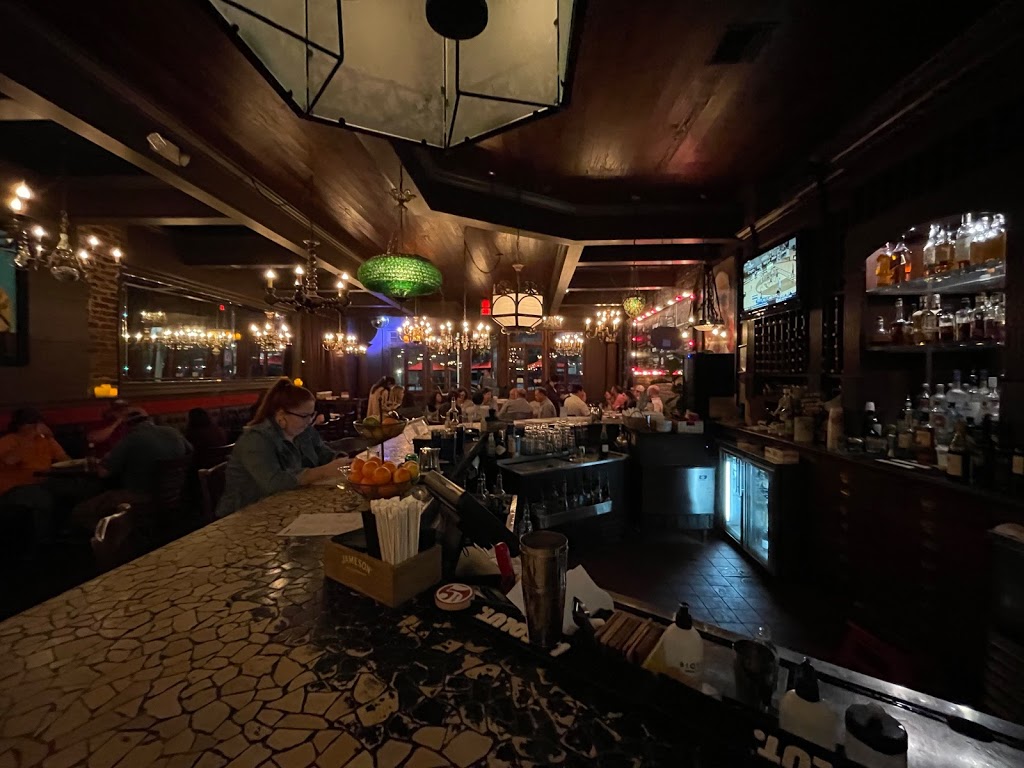 FIVE Mobile | restaurant | 609 Dauphin St, Mobile, AL 36602, USA | 2513083105 OR +1 251-308-3105