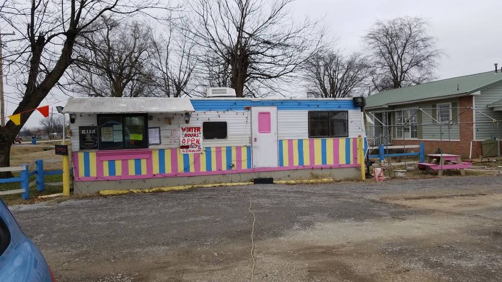 Burger Express | restaurant | 1720 Main St, Leachville, AR 72438, USA | 8704503299 OR +1 870-450-3299