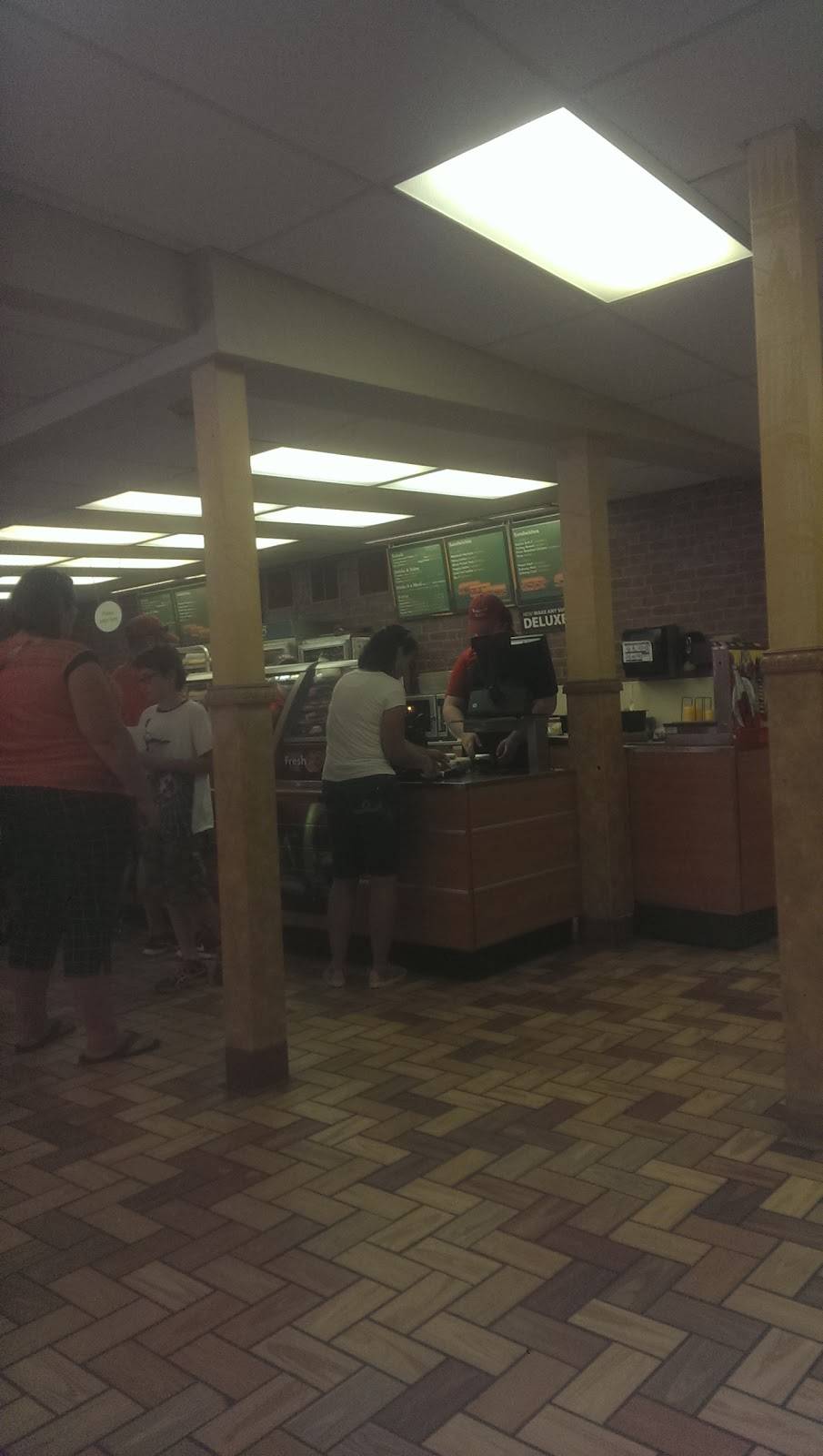 Subway | meal takeaway | 375 N Hwy 91, Farmington, UT 84025, USA | 8014518082 OR +1 801-451-8082