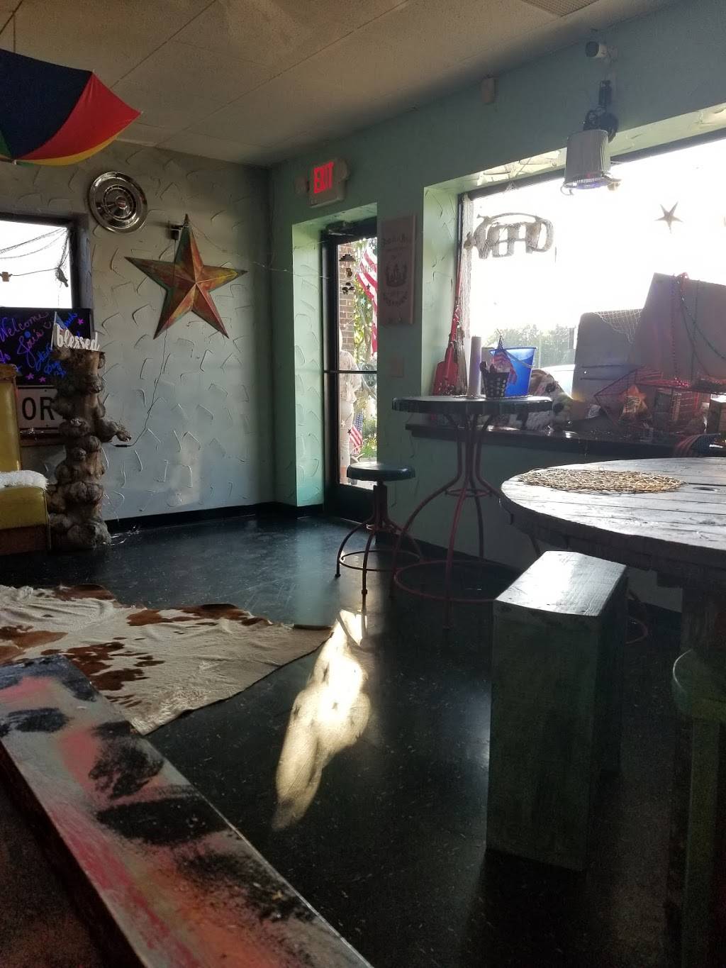 Joies Cajun Market | restaurant | 1740 N Main St suite G, Columbia, TN 38401, USA | 9319010298 OR +1 931-901-0298