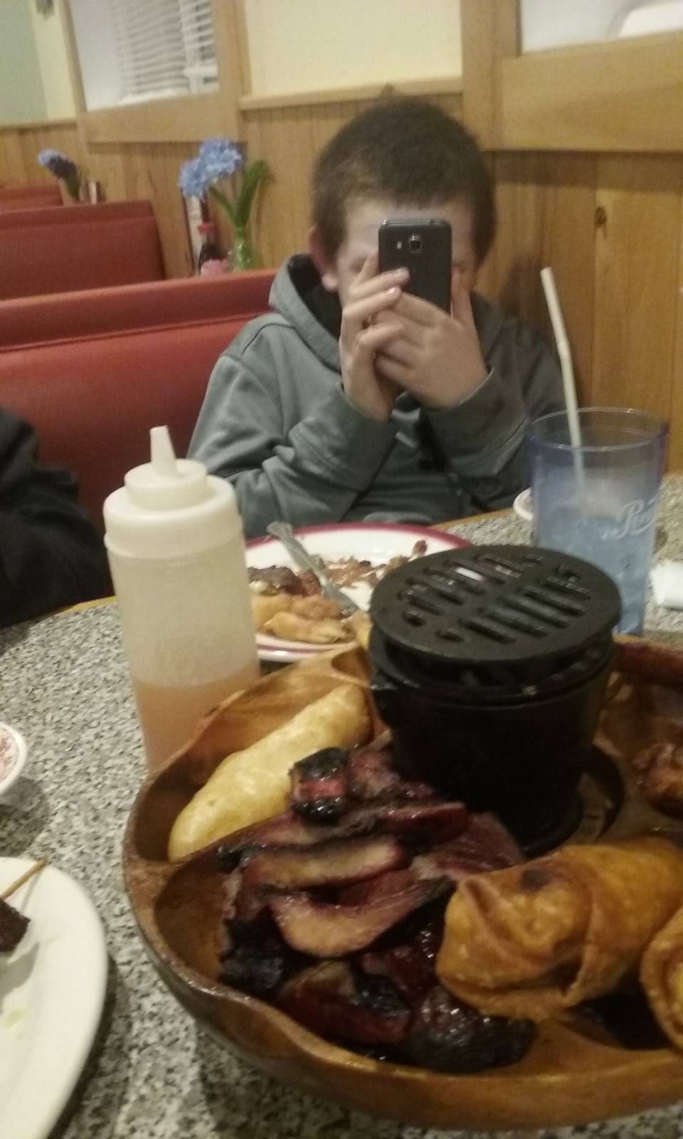 Mei Dream | restaurant | 46 Main St, Fairfield, ME 04937, USA | 2072389488 OR +1 207-238-9488