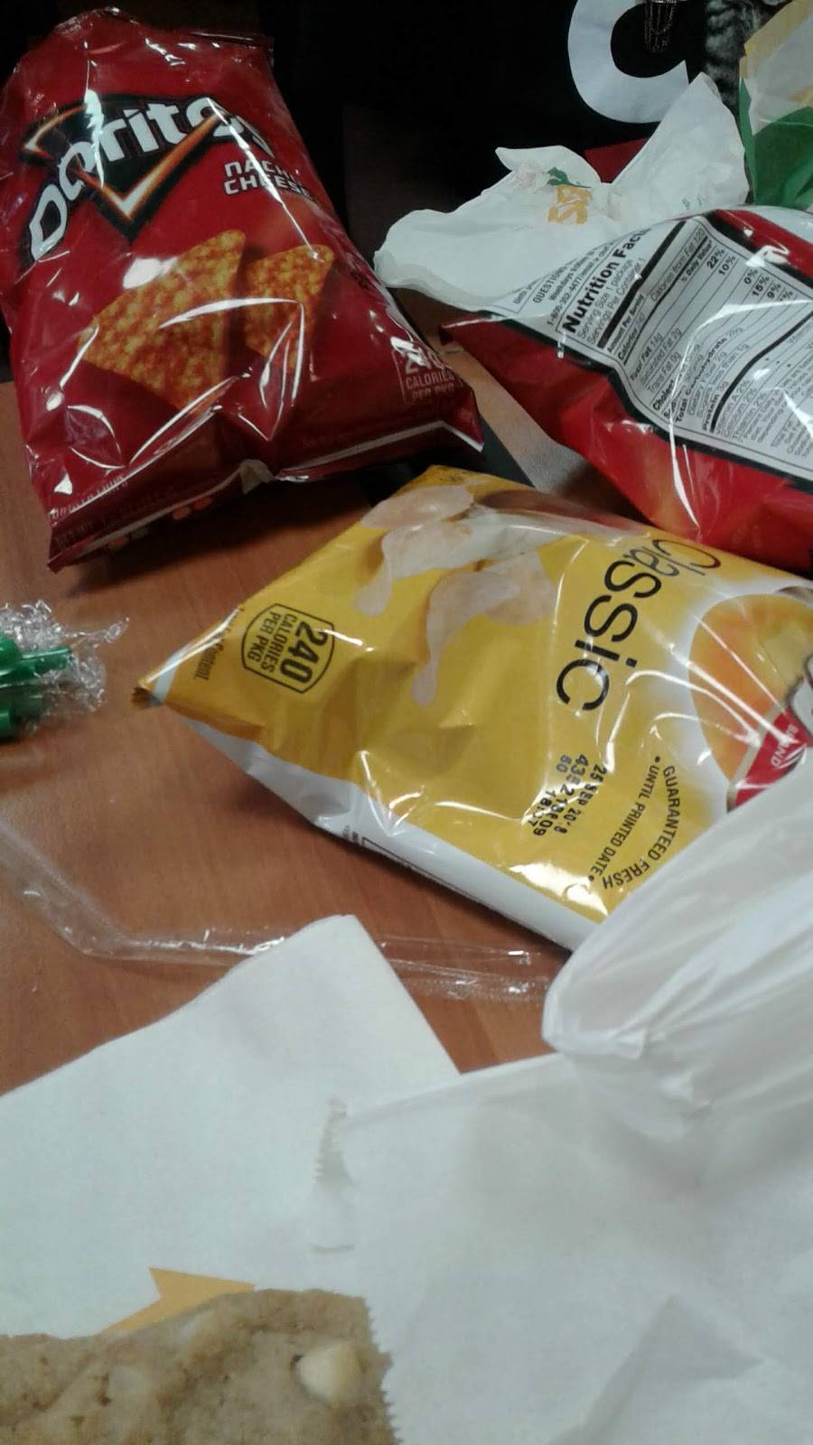 Subway | restaurant | 116 N 2nd St #101, Fort Pierce, FL 34950, USA | 7725774070 OR +1 772-577-4070