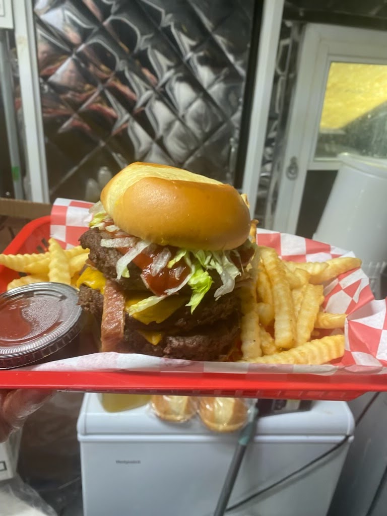 Smoky Mountain Cafe | restaurant | 4410 Hooper Hwy, Cosby, TN 37722, USA | 4237209587 OR +1 423-720-9587