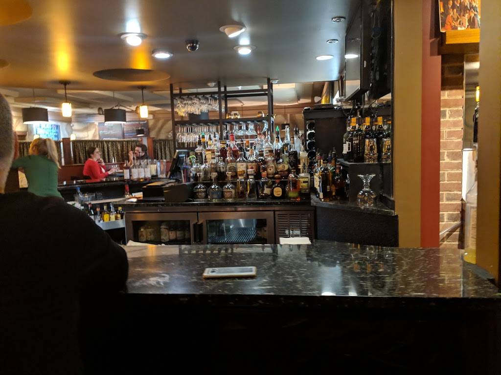 Four Roses Cafe | cafe | 663 N 10th St, Plainwell, MI 49080, USA | 2696851077 OR +1 269-685-1077