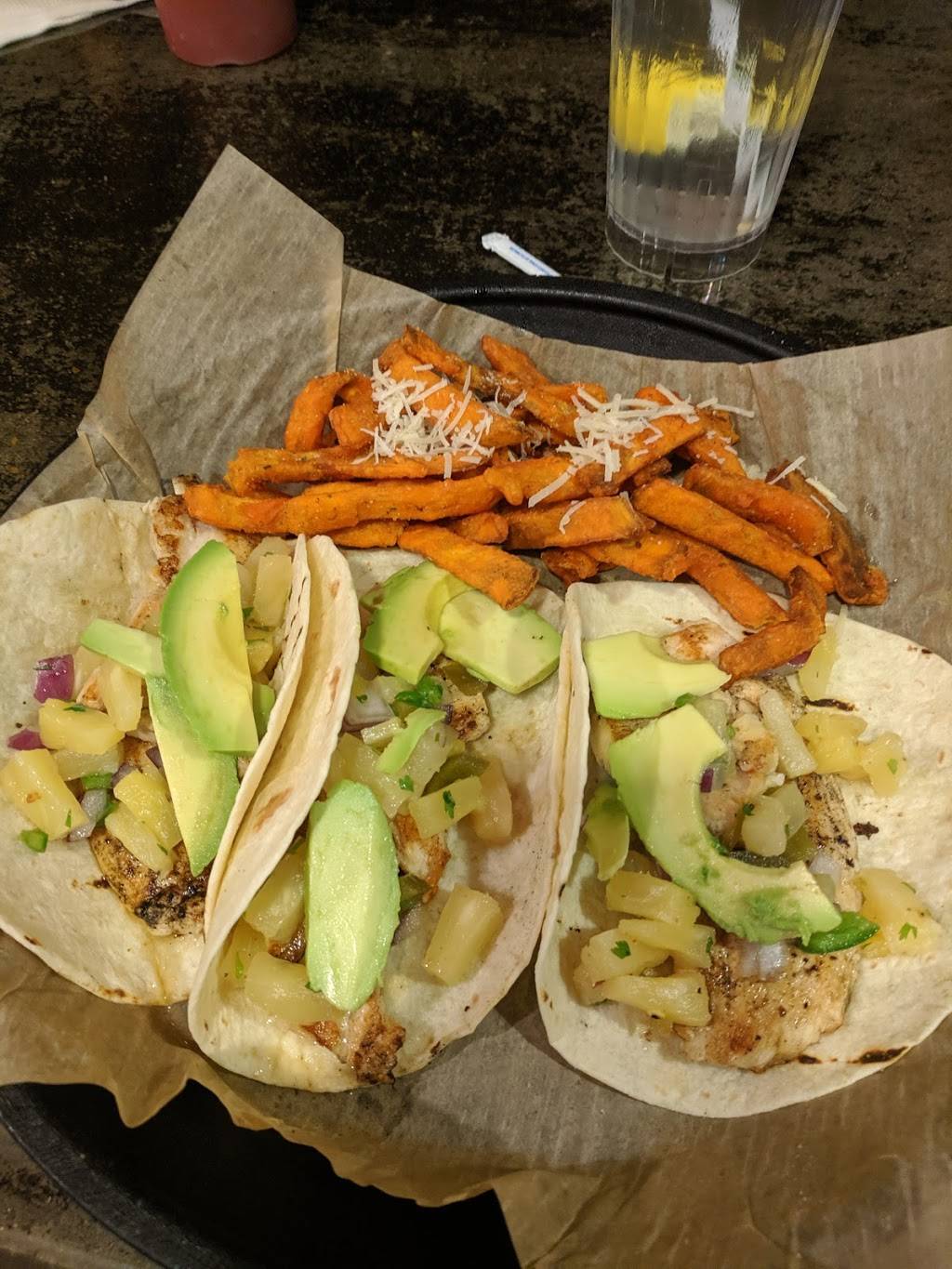 The Pour House Restaurant | restaurant | 1269 West Ave #102, Crossville, TN 38555, USA | 9314560066 OR +1 931-456-0066