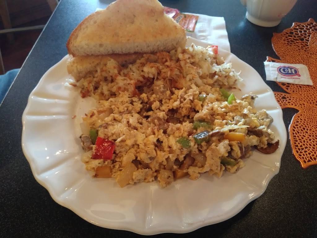 Lindas Bakery And Café | restaurant | 749 Point Brown Ave NW #2, Ocean Shores, WA 98569, USA | 3605002876 OR +1 360-500-2876