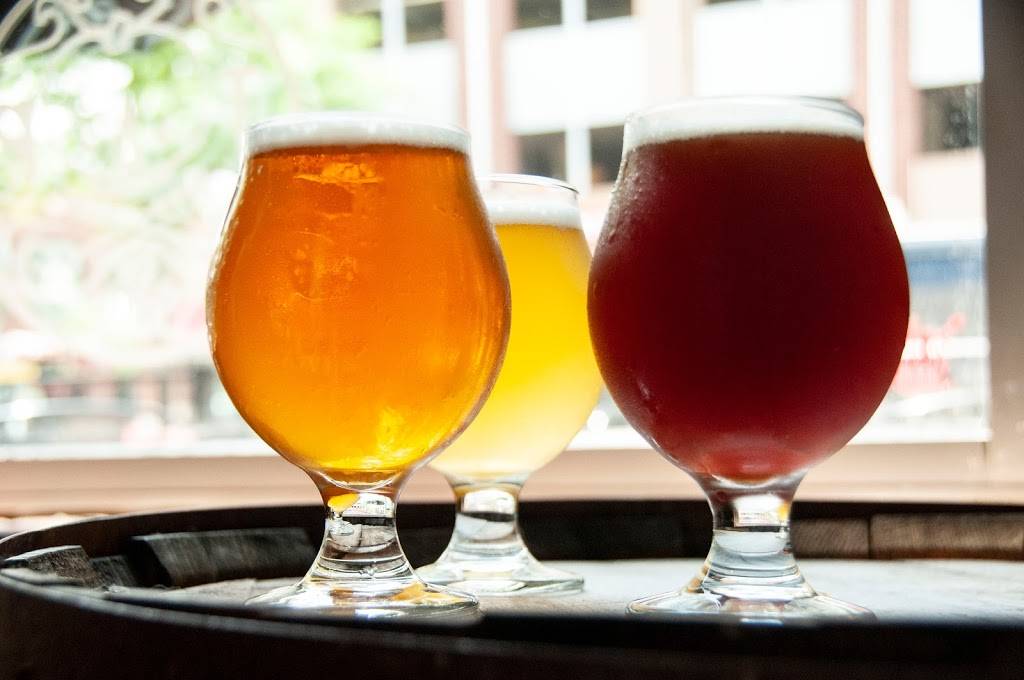 Jolly Pumpkin Café & Brewery | restaurant | 218 Albert St, East Lansing, MI 48823, USA | 5178582100 OR +1 517-858-2100