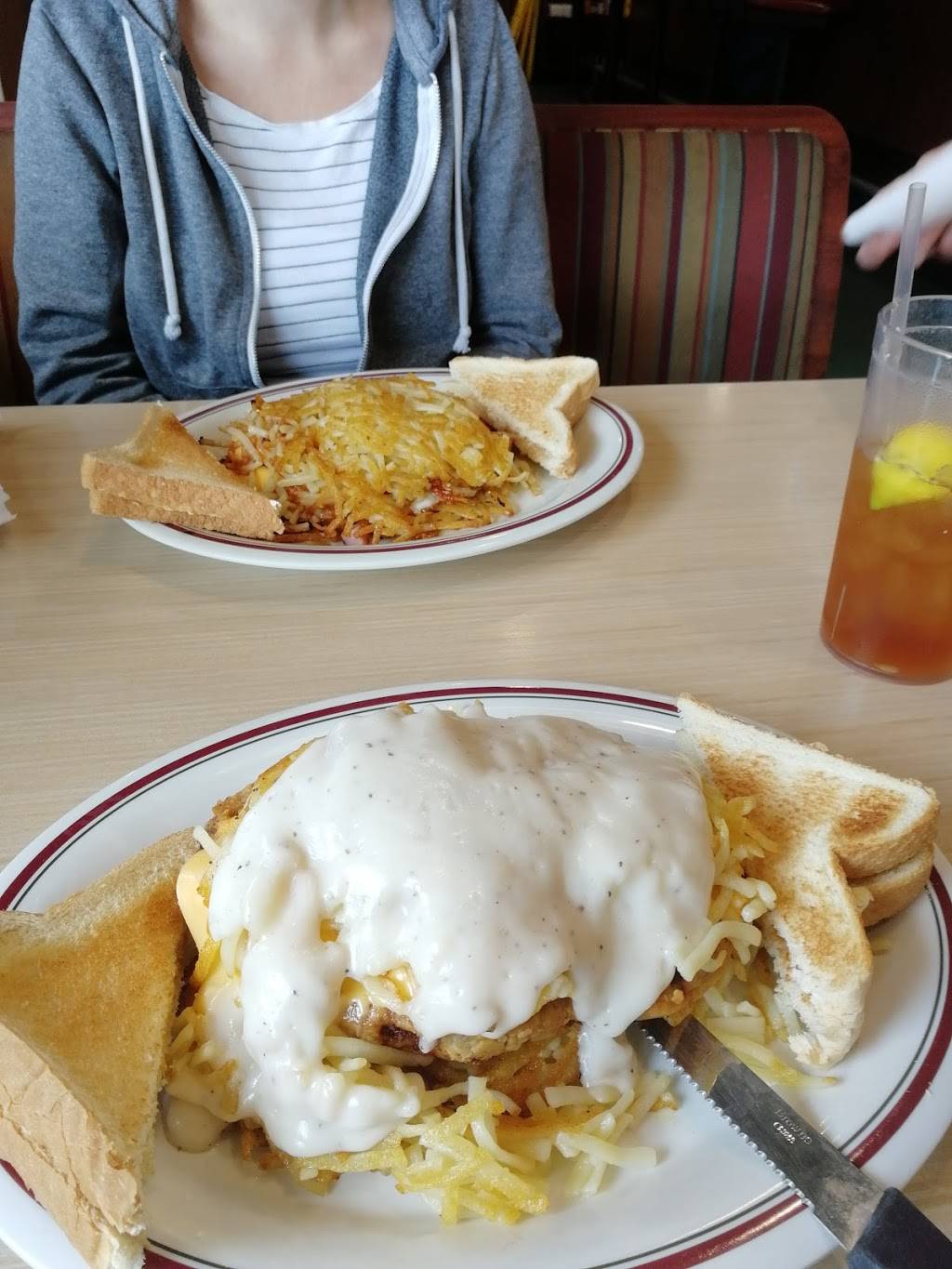 Huddle House | restaurant | 1402 N Young Blvd, Chiefland, FL 32626, USA | 3524939912 OR +1 352-493-9912