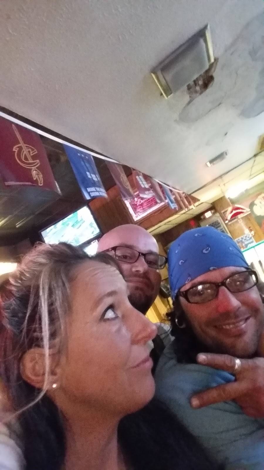 A.J.s Heavenly Pizza | restaurant | 131 N Sandusky Ave, Upper Sandusky, OH 43351, USA | 4192090095 OR +1 419-209-0095