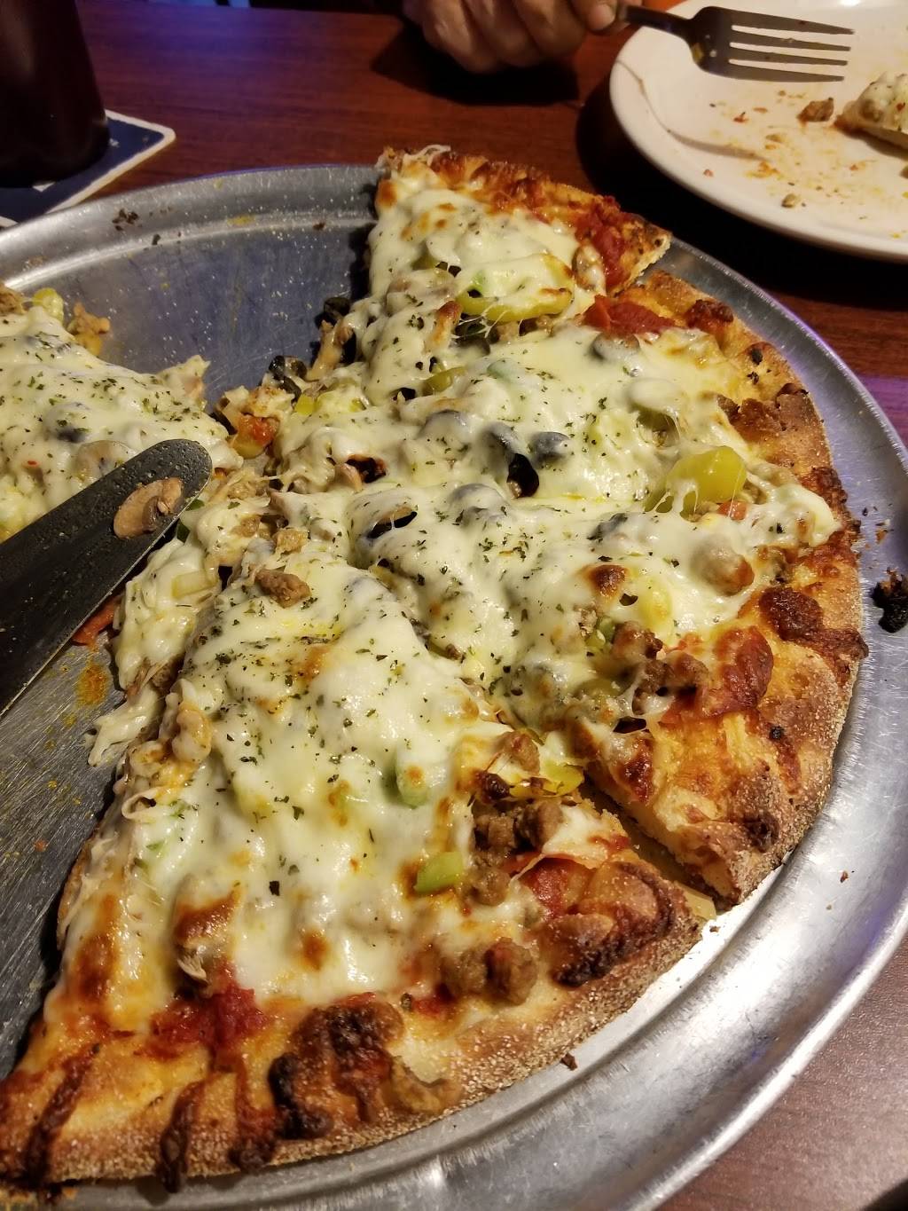 Corner Pizza & Pub | restaurant | 4111 Murphy Ln, Louisville, KY 40241, USA | 5024268340 OR +1 502-426-8340