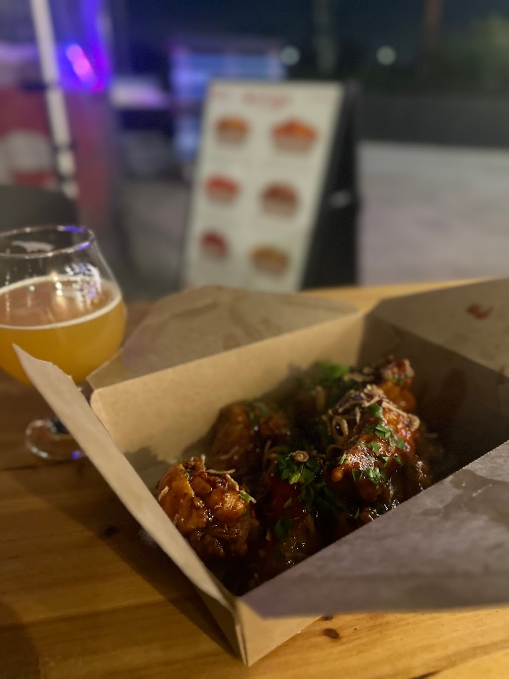 Wings by mezzo | restaurant | 440 Fair Dr, Costa Mesa, CA 92626, USA | 6572320142 OR +1 657-232-0142