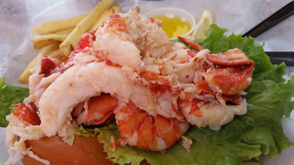 Quahog Republic: Waterfront Eatery | restaurant | 197 Onset Ave, Wareham, MA 02571, USA | 5082959300 OR +1 508-295-9300