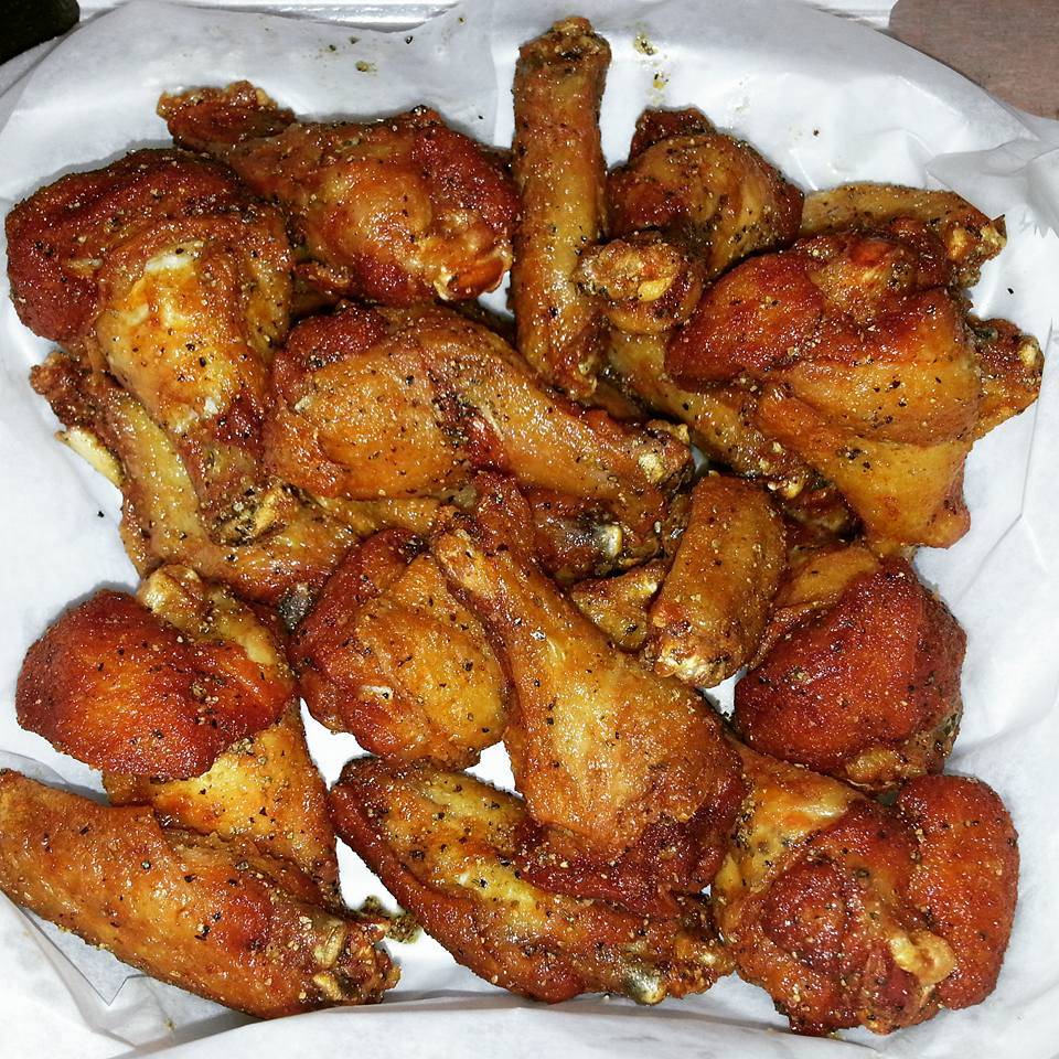 Muncheez | restaurant | 12306 Buckeye Rd, Cleveland, OH 44120, USA | 2169218128 OR +1 216-921-8128