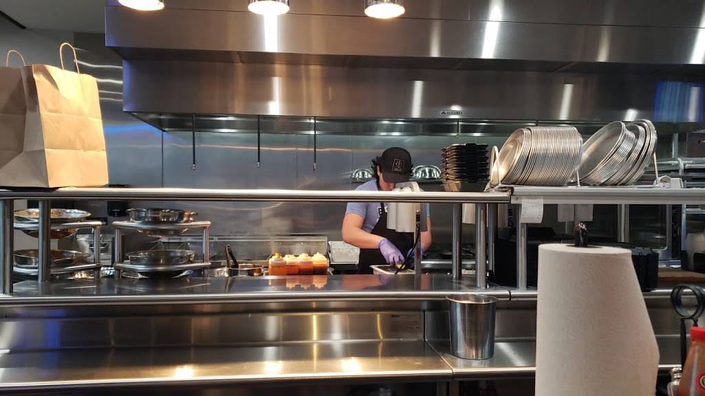 Bluffalo Wings | restaurant | 10529 S Padre Island Dr, Corpus Christi, TX 78418, USA | 3618669464 OR +1 361-866-9464