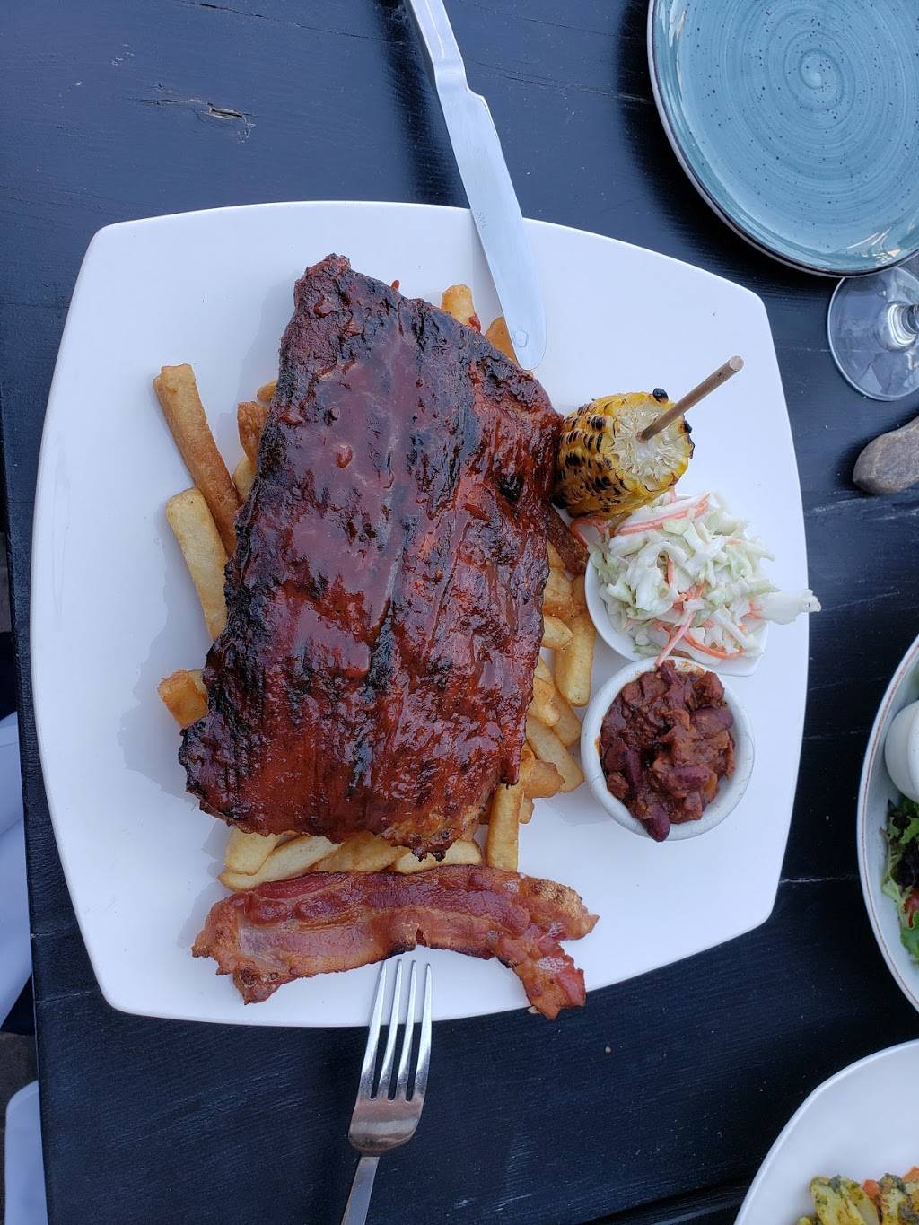 Fired Up! | restaurant | 89 Lakeshore Rd E, Mississauga, ON L5G 1C9, Canada | 9059903473 OR +1 905-990-3473