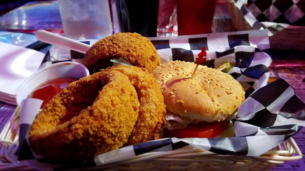 Hueys Cordova | restaurant | 1771 N Germantown Pkwy, Cordova, TN 38016, USA | 9017543885 OR +1 901-754-3885