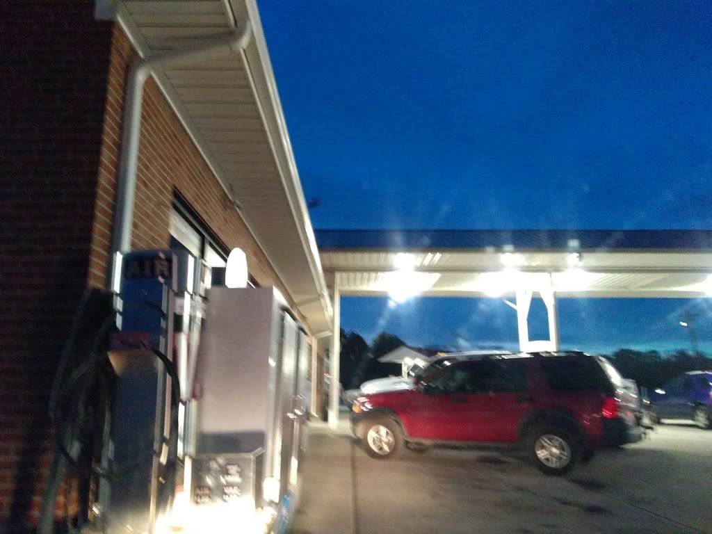 Cumberland Corner Deli | restaurant | 65 KY-90, Albany, KY 42602, USA | 6063873446 OR +1 606-387-3446