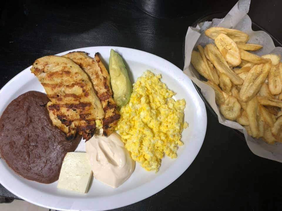 Restaurante La Ceibita | restaurant | 9510 Beechnut St ste l, Houston, TX 77036, USA | 3462232132 OR +1 346-223-2132