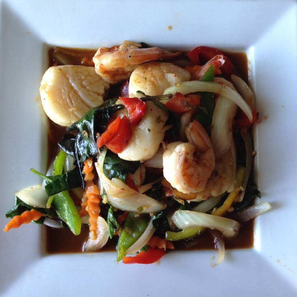 My Thai Place | restaurant | 42385 Ryan Rd #104, Brambleton, VA 20148, USA | 7033275900 OR +1 703-327-5900