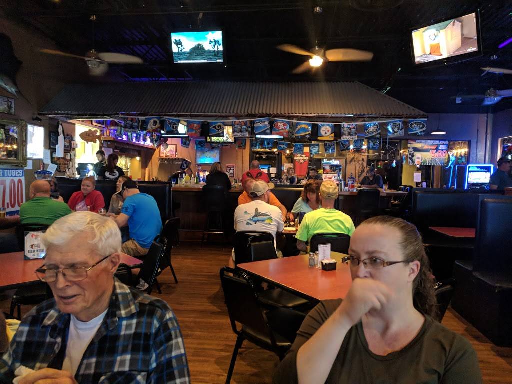 Champs Sports Bar & Grill | restaurant | 3338, 6645 Florida Ave S, Lakeland, FL 33813, USA | 8636475900 OR +1 863-647-5900