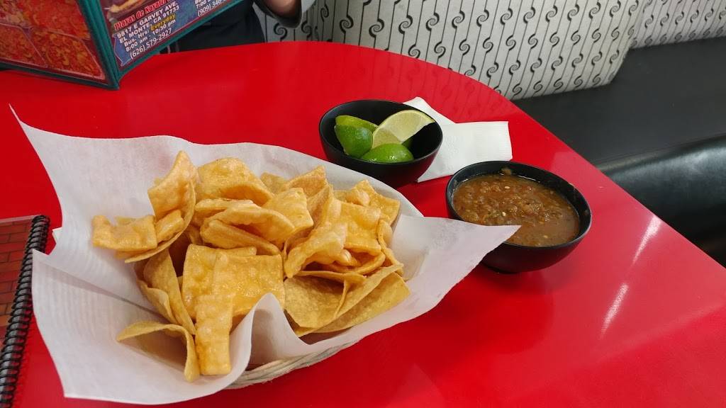 Playas De Nayarit | restaurant | 14765 E Foothill Blvd, Fontana, CA 92335, USA | 9093460929 OR +1 909-346-0929