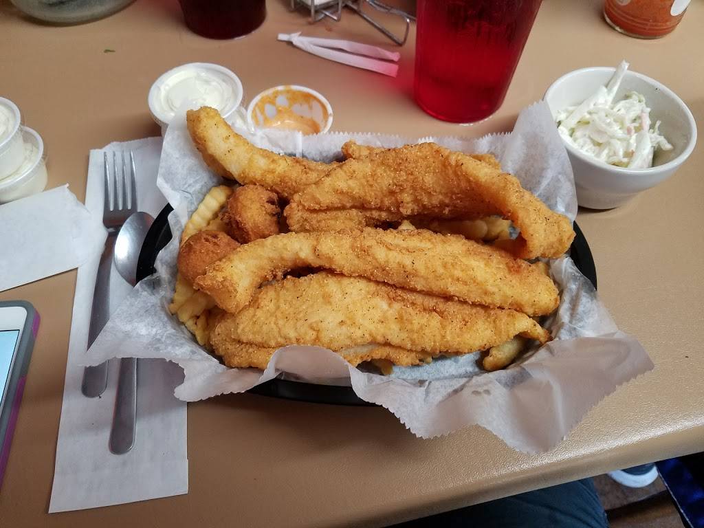 Pawpaws Catfish Kitchen | restaurant | 2760 Wears Valley Rd, Sevierville, TN 37862, USA | 8654464978 OR +1 865-446-4978