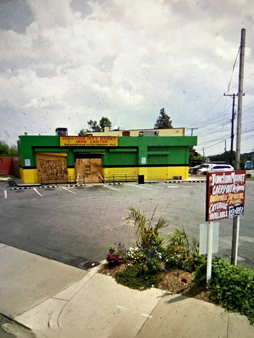 7-Eleven | bakery | 900 Chillum Rd, Hyattsville, MD 20782, USA | 3015595674 OR +1 301-559-5674