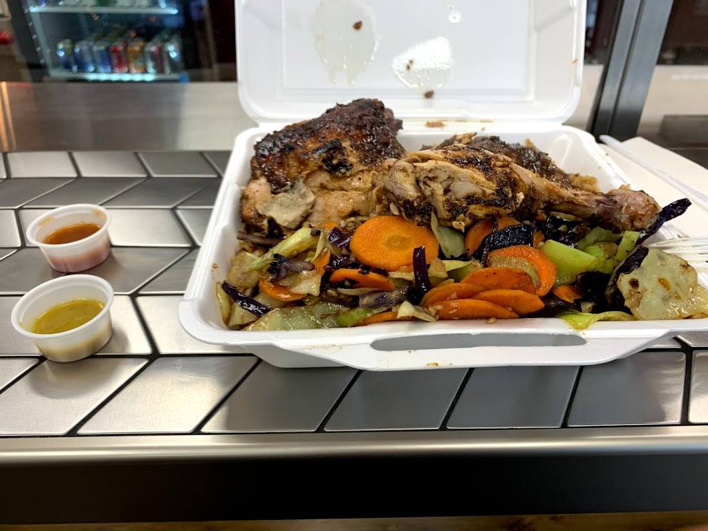 Gourmet 2 Go | restaurant | 6082 Tecumseh Rd E, Windsor, ON N8T 1E3, Canada | 5199159989 OR +1 519-915-9989