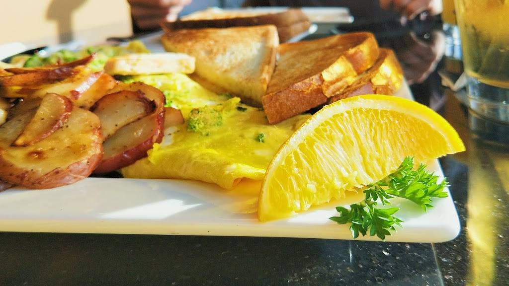 Kekes Breakfast Cafe | restaurant | 4906 Town Center Pkwy Suite 104, Jacksonville, FL 32246, USA | 9043672929 OR +1 904-367-2929