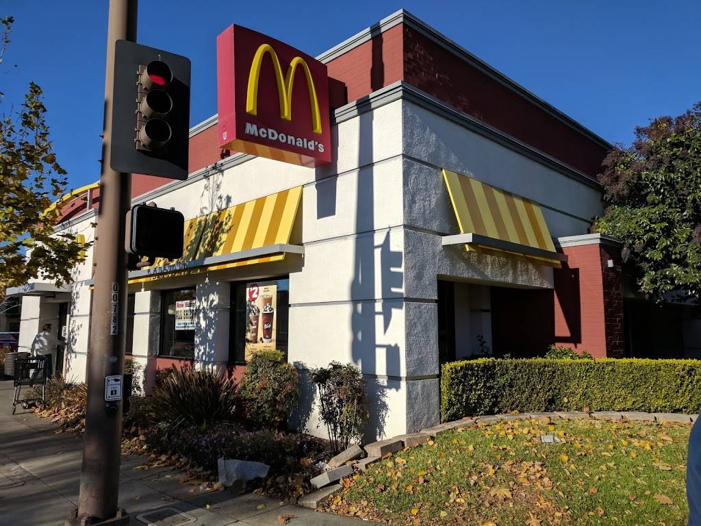McDonalds | cafe | 1100 El Camino Real, Menlo Park, CA 94025, USA | 6503211813 OR +1 650-321-1813