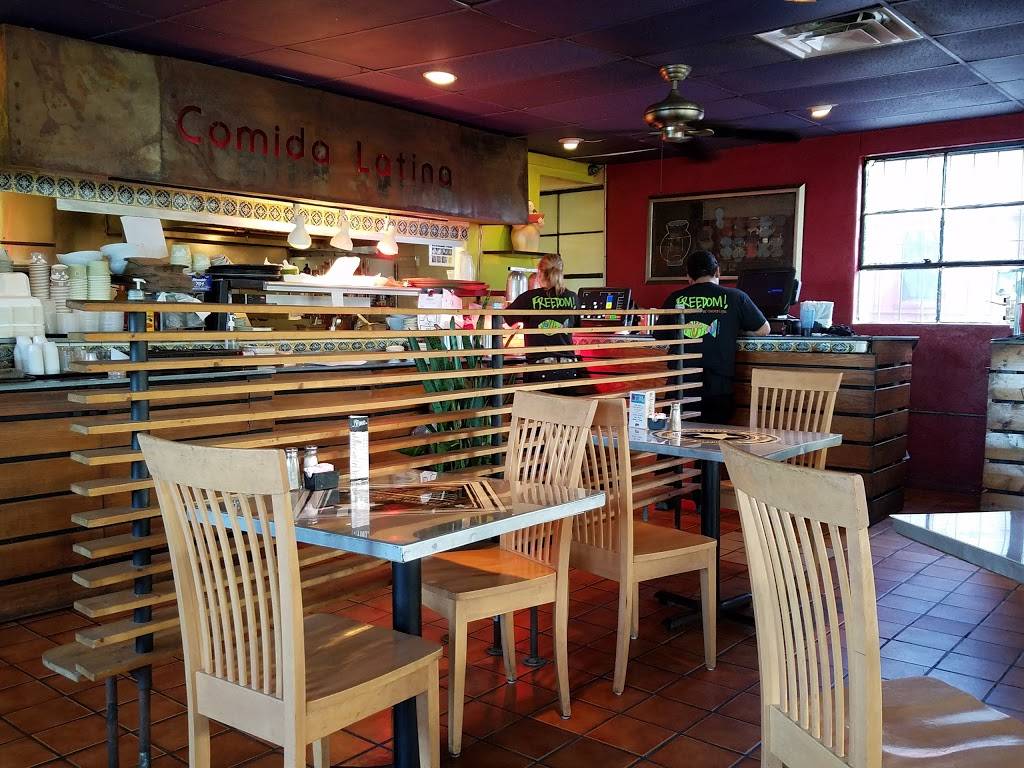 Betos Alt-Mex | restaurant | 8142 Broadway St, San Antonio, TX 78209, USA | 2109309393 OR +1 210-930-9393
