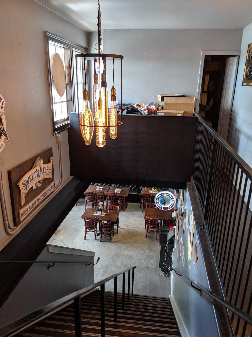 10 Twenty Five | restaurant | 33 Patio De Leon, Fort Myers, FL 33901, USA | 2392086903 OR +1 239-208-6903