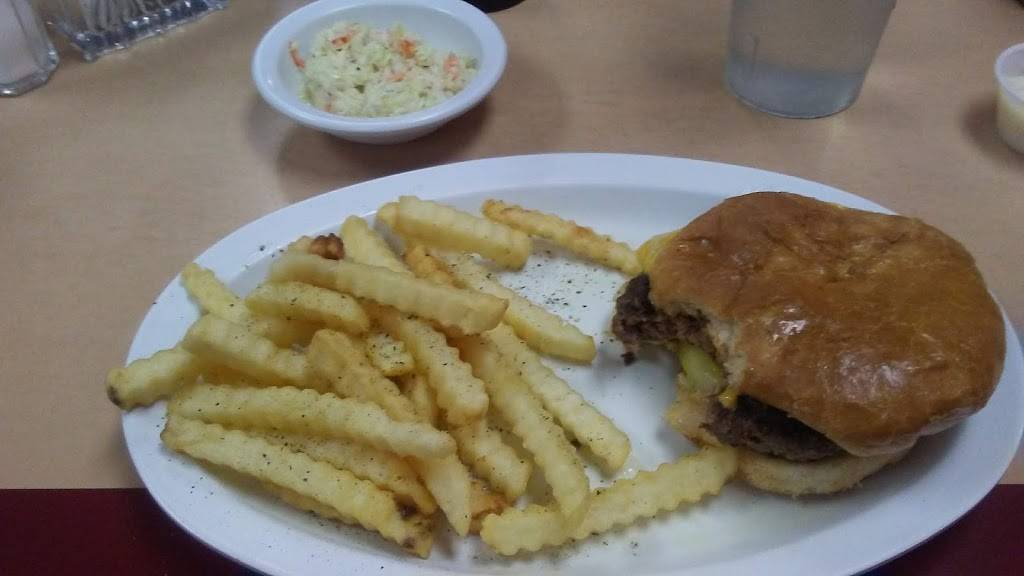 Tracys Restaurant | restaurant | 3913 Western Ave, Knoxville, TN 37921, USA | 8655249456 OR +1 865-524-9456