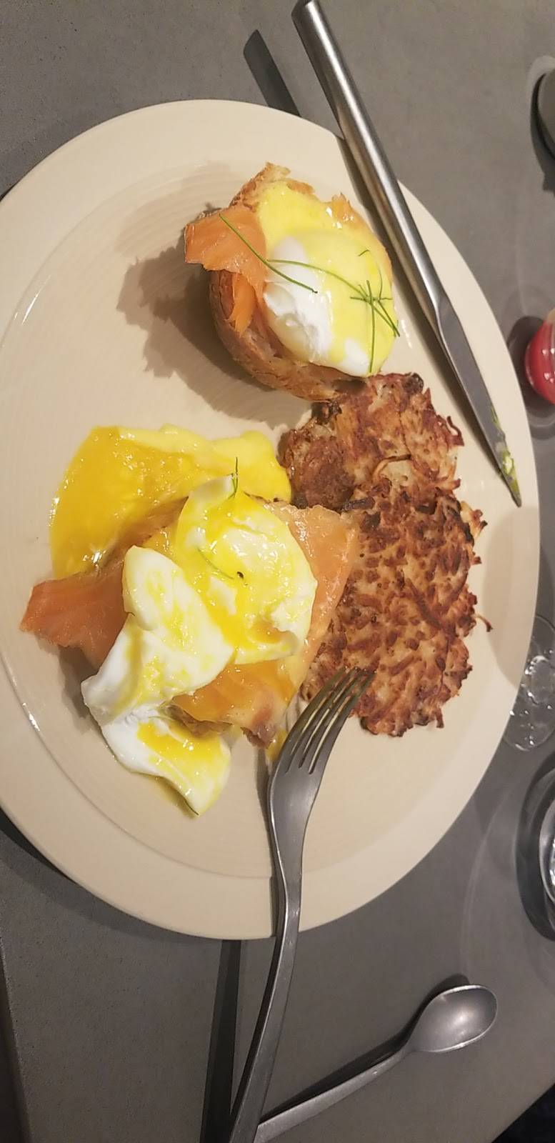 Grant Park Bistro | restaurant | 800 S Michigan Ave, Chicago, IL 60605, USA | 3127533420 OR +1 312-753-3420