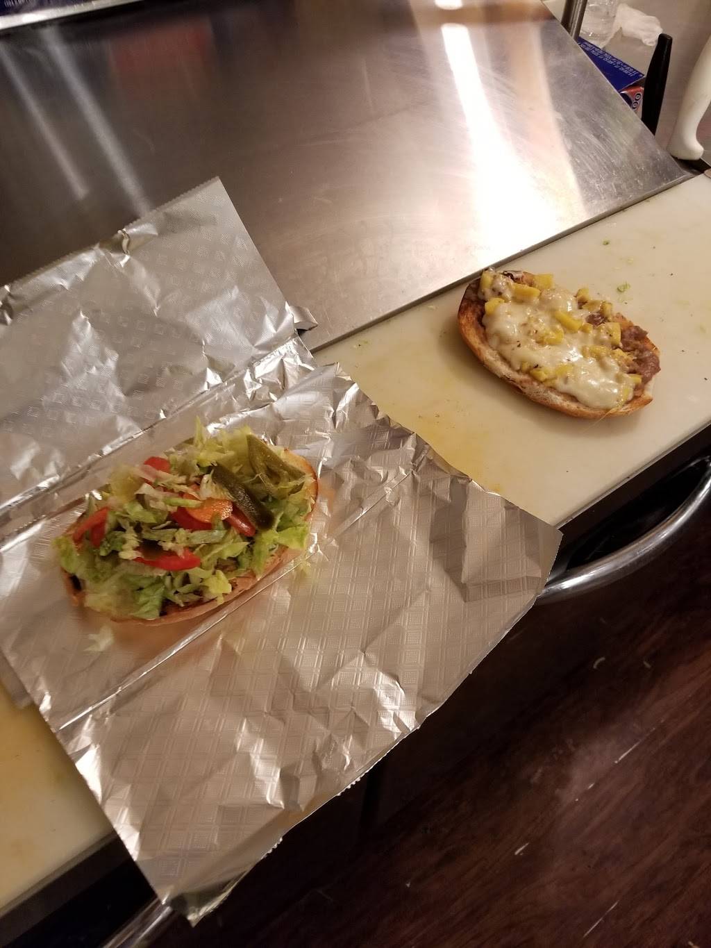 Tacos El Toluco | restaurant | 811 Cross Park, Henderson, TX 75654, USA | 9038542481 OR +1 903-854-2481