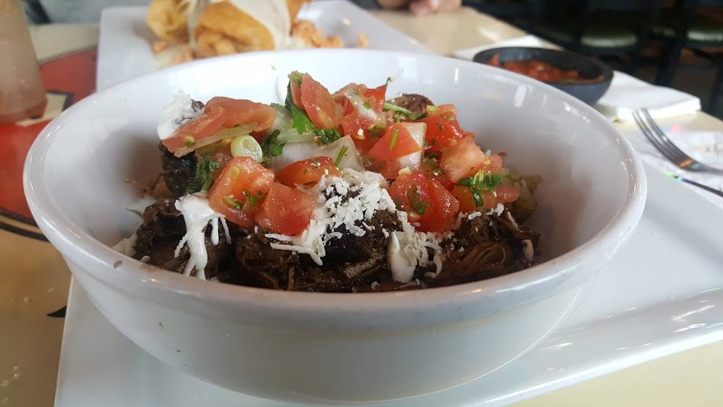 Las Tortillas Mexican Restaurant | restaurant | 15051 Crestone Ave, Rosemount, MN 55068, USA | 6513322200 OR +1 651-332-2200