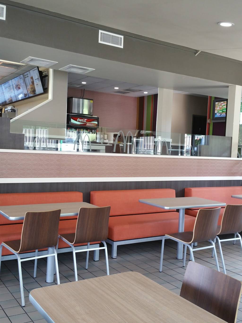 McDonalds | cafe | 4707 Taylor Ave, Racine, WI 53406, USA | 2625547758 OR +1 262-554-7758