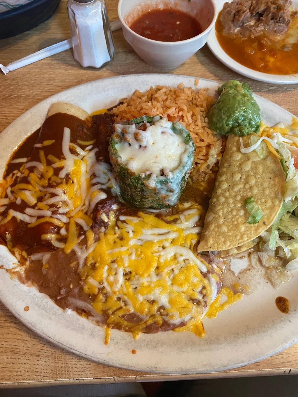 Mendez Cafe | restaurant | 3415 S Chadbourne St, San Angelo, TX 76904, USA | 3252276835 OR +1 325-227-6835