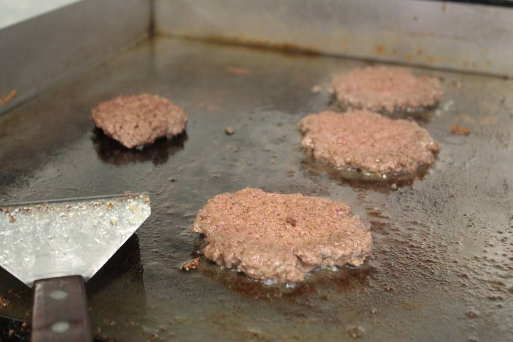 Tonys Grill | restaurant | 221 SW Front St, Mullins, SC 29574, USA | 8434647022 OR +1 843-464-7022