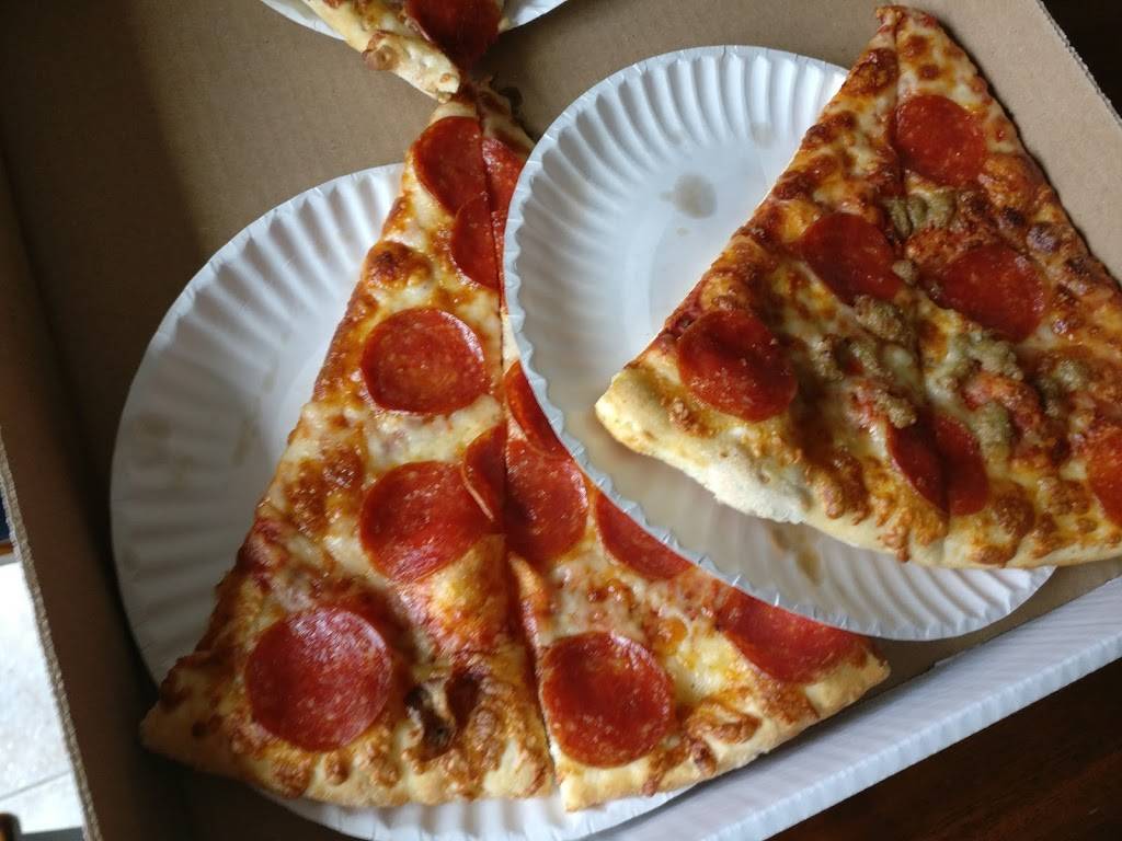 Vitos Pizza Elora | restaurant | 58 Wellington County Road 7 Unit 5, Elora, ON N0B 1S0, Canada | 5198462410 OR +1 519-846-2410