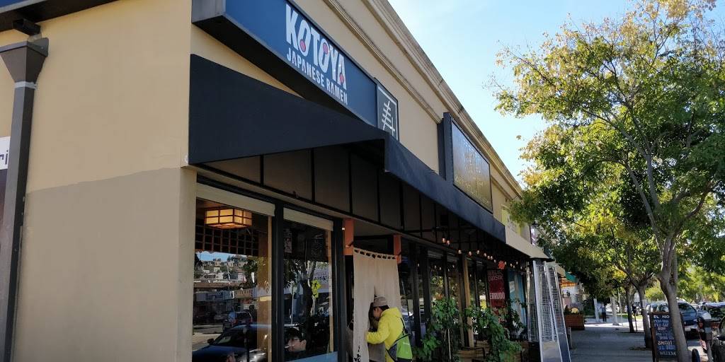 Madre Oaxacan Restaurant and Mezcaleria | restaurant | 10426 National Blvd, Los Angeles, CA 90034, USA | 3105594732 OR +1 310-559-4732